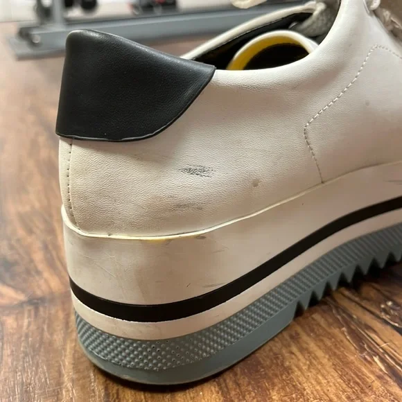 Zara Platform Sneakers - Picture 4 of 4